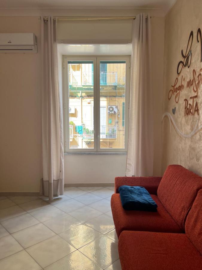Appartement La Finestra Di Fronte à Naples Extérieur photo